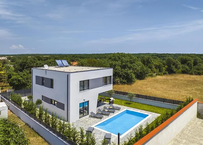 빌라 In Croatia Near Scenic Coastline *