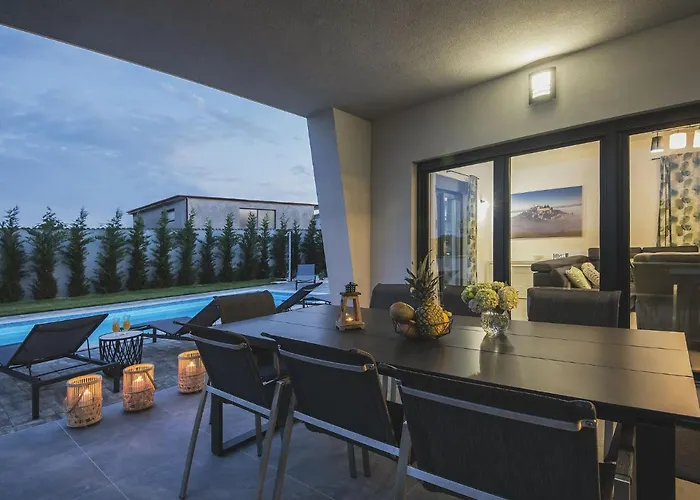 빌라 In Croatia Near Scenic Coastline 풀라