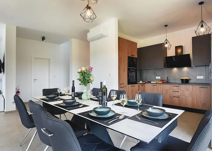 빌라 In Croatia Near Scenic Coastline